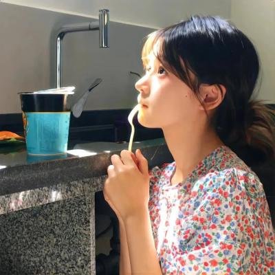 繁星四月